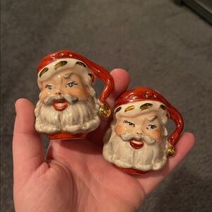 Vintage Santa Claus Ceramic S&P Shakers - Red and White